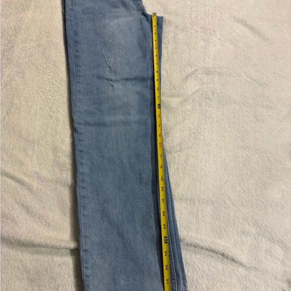 DEAR JOHN Women’s Blue Jeans - Picture 5 of 9